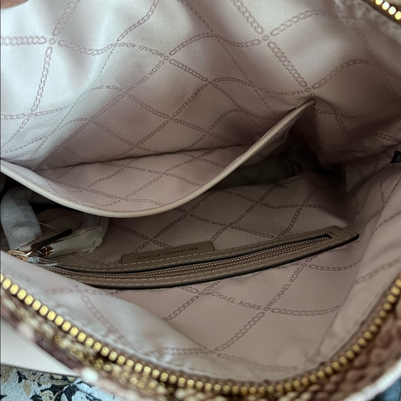 M3- Michael Kors Snake Embossed Handbag - Picture 5 of 10